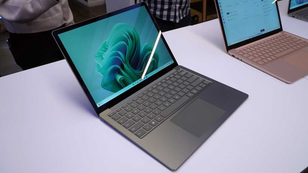 Surface-LAptop-5-header.jpg